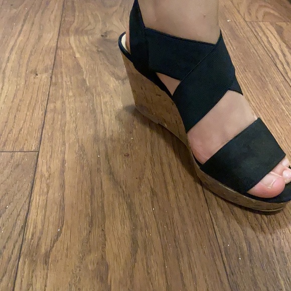 New - Picture 3 of 3